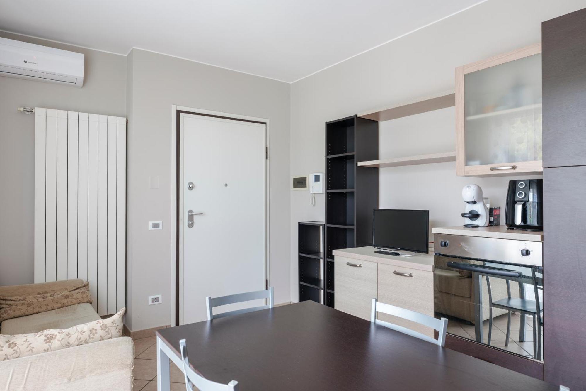Matteotti Apartments Ντεζεντσάνο ντελ Γκάρντα Εξωτερικό φωτογραφία