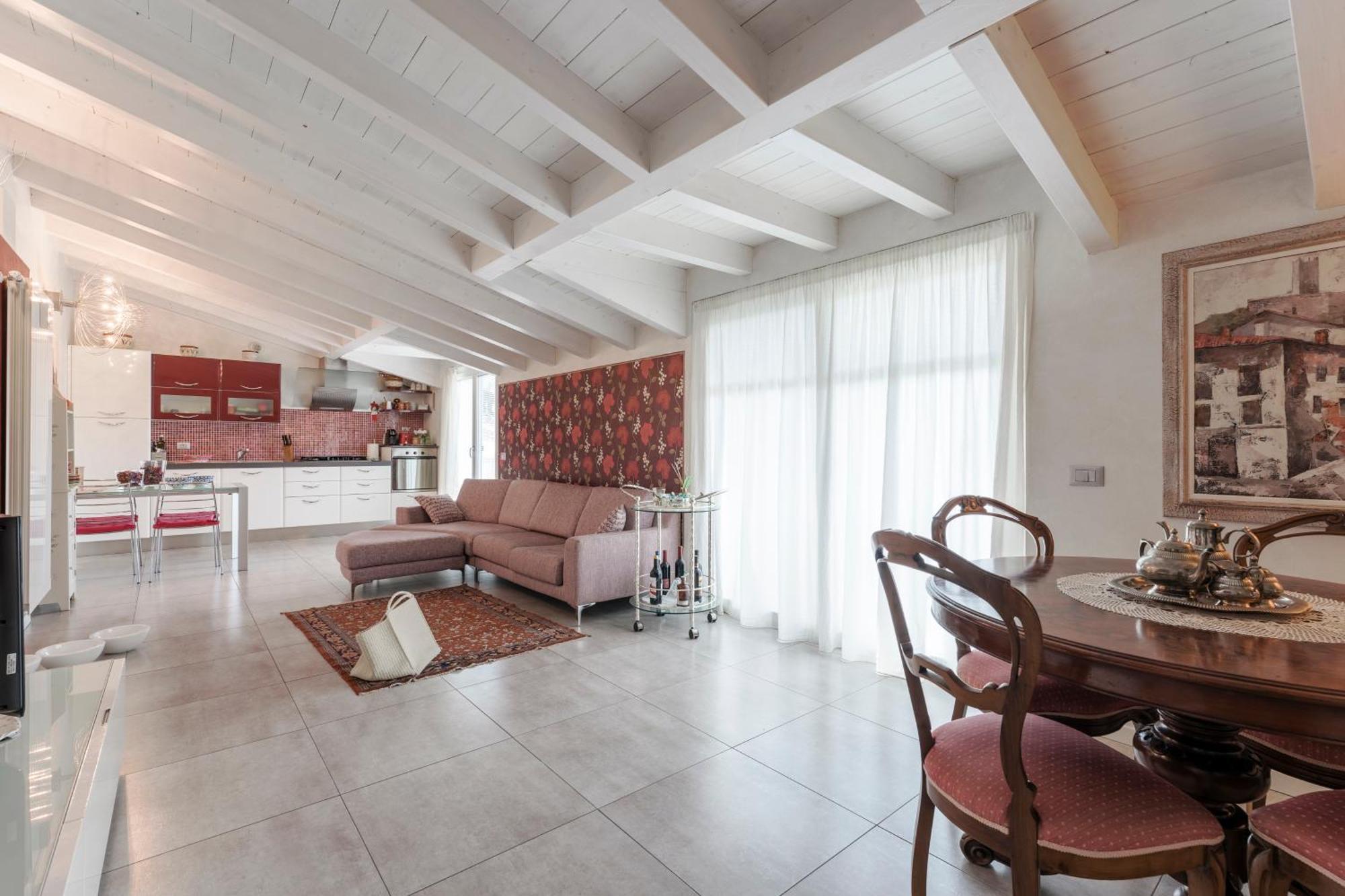 Matteotti Apartments Ντεζεντσάνο ντελ Γκάρντα Εξωτερικό φωτογραφία